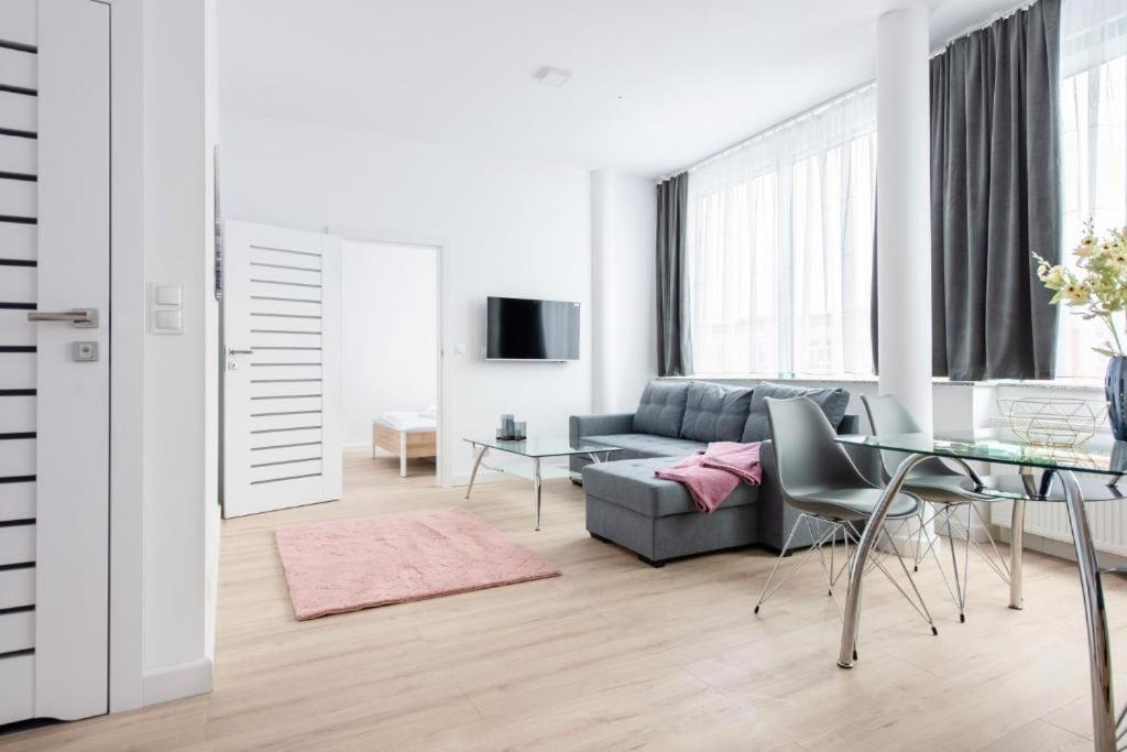 Reymonta 22 Apartamenty Ополе Экстерьер фото